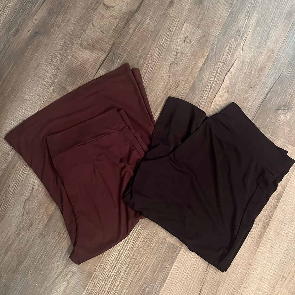 Motherhood Oh Baby! Set of 2 Large Capris - 1 Brown & 1 Black